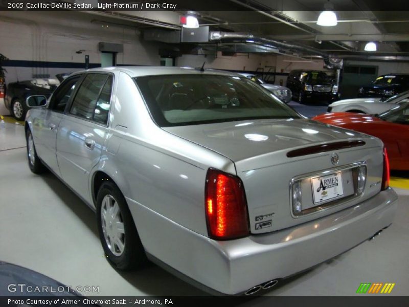 Light Platinum / Dark Gray 2005 Cadillac DeVille Sedan