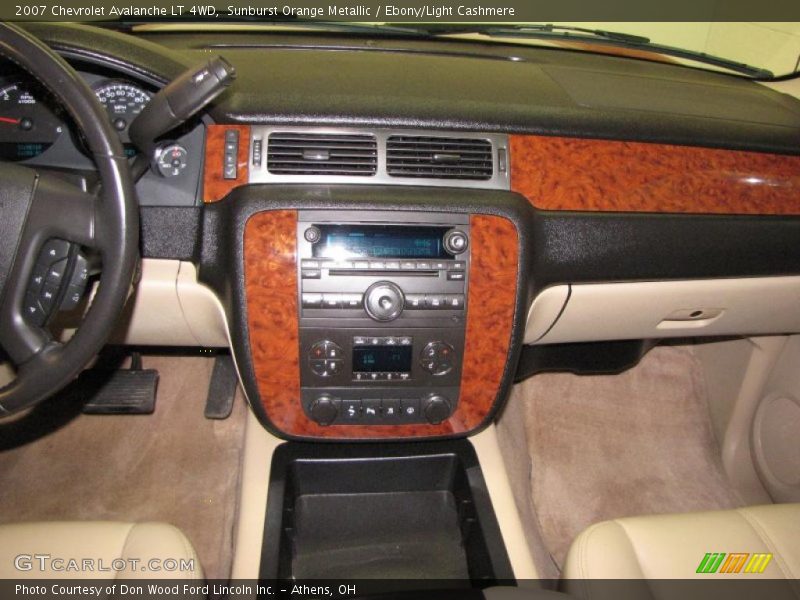 Sunburst Orange Metallic / Ebony/Light Cashmere 2007 Chevrolet Avalanche LT 4WD