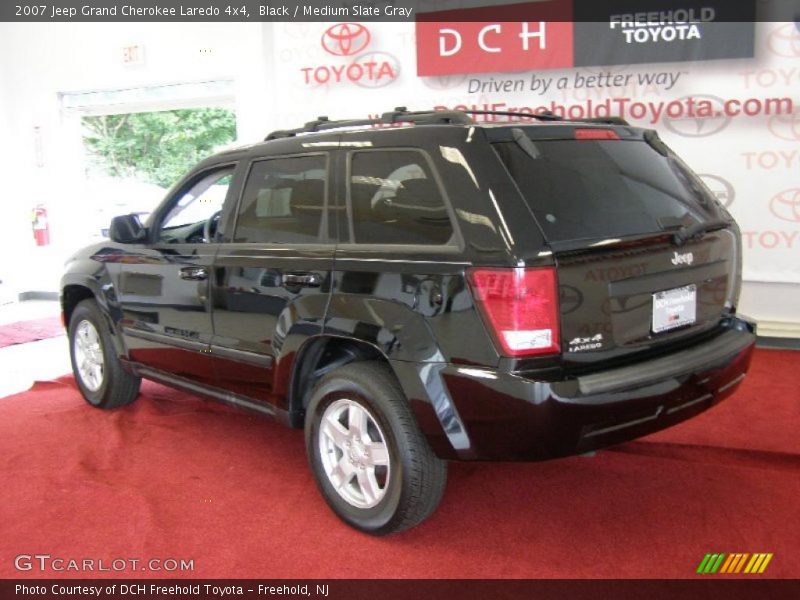 Black / Medium Slate Gray 2007 Jeep Grand Cherokee Laredo 4x4