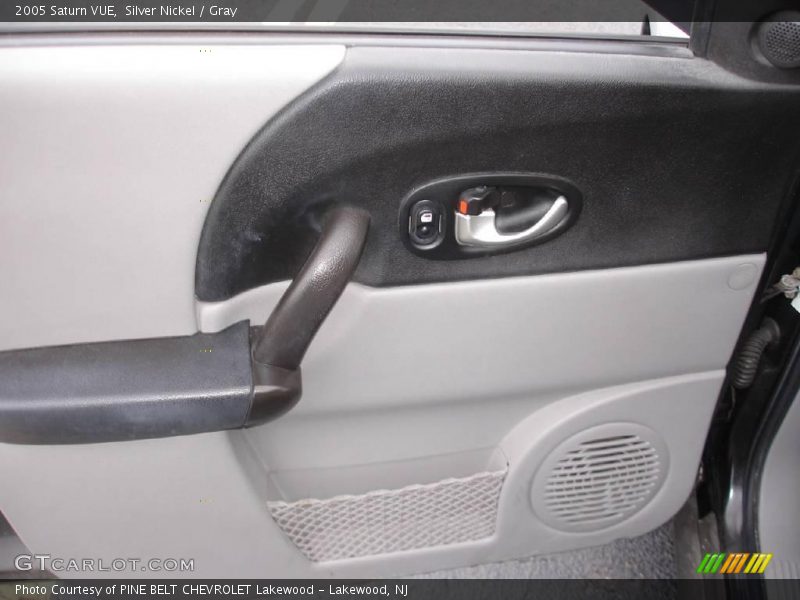 Silver Nickel / Gray 2005 Saturn VUE