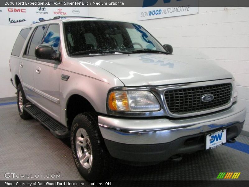 Silver Metallic / Medium Graphite 2000 Ford Expedition XLT 4x4