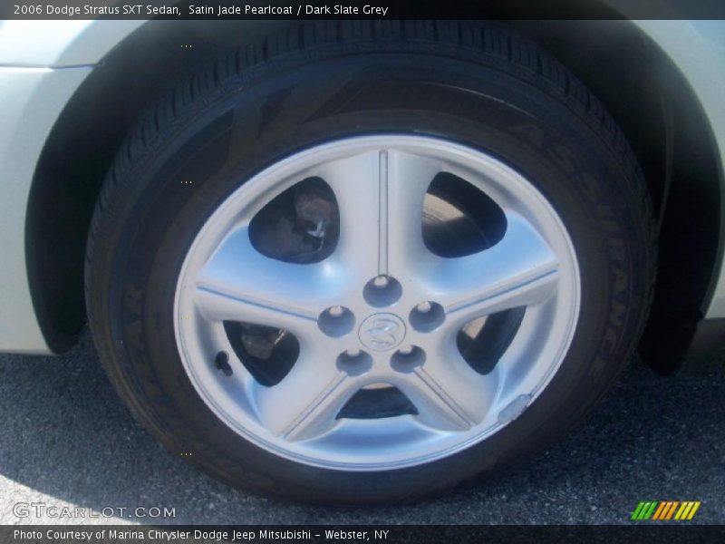 Satin Jade Pearlcoat / Dark Slate Grey 2006 Dodge Stratus SXT Sedan