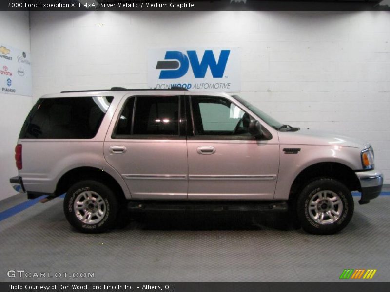 Silver Metallic / Medium Graphite 2000 Ford Expedition XLT 4x4
