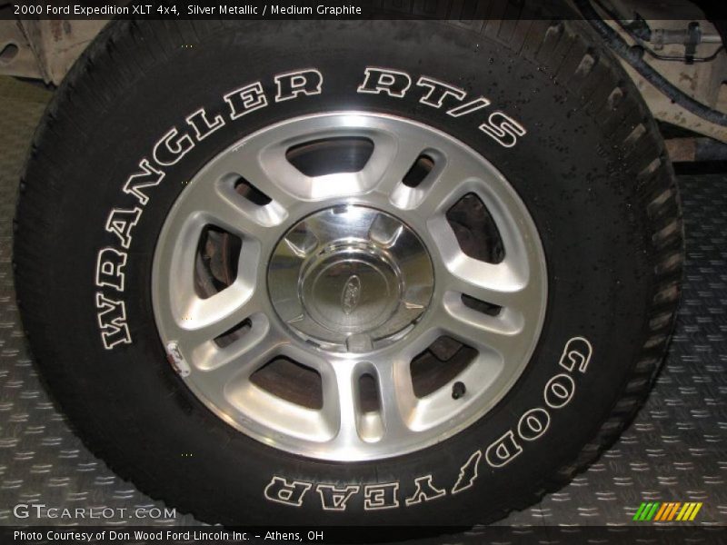 Silver Metallic / Medium Graphite 2000 Ford Expedition XLT 4x4