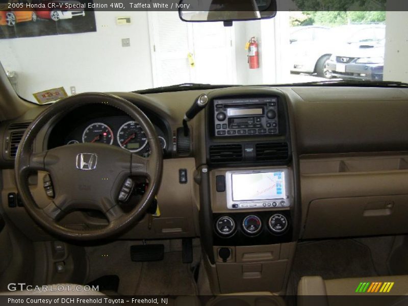 Taffeta White / Ivory 2005 Honda CR-V Special Edition 4WD