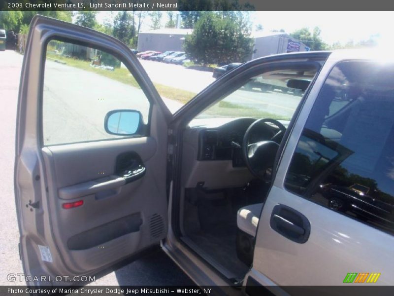 Light Sandrift Metallic / Neutral 2003 Chevrolet Venture LS