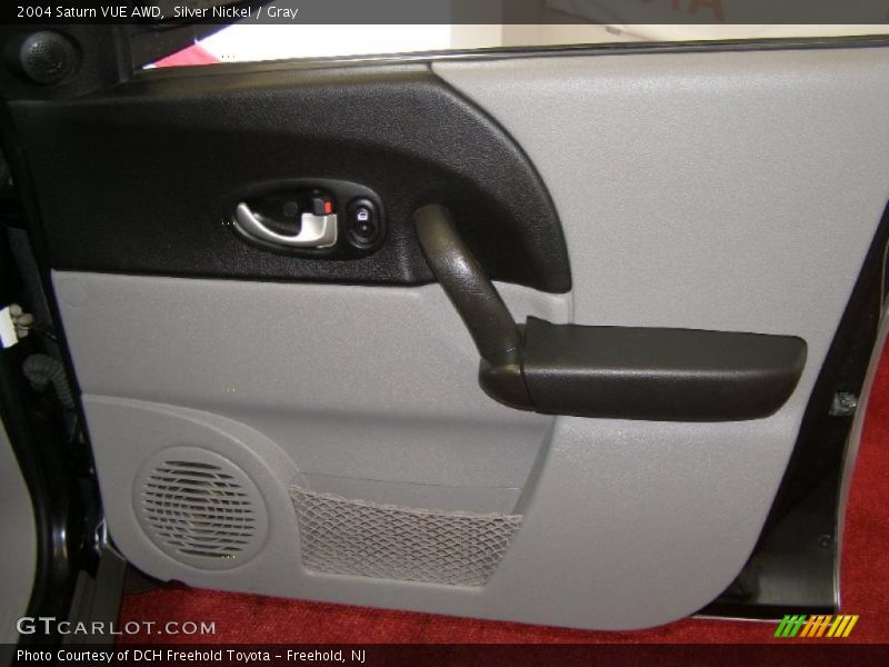 Silver Nickel / Gray 2004 Saturn VUE AWD