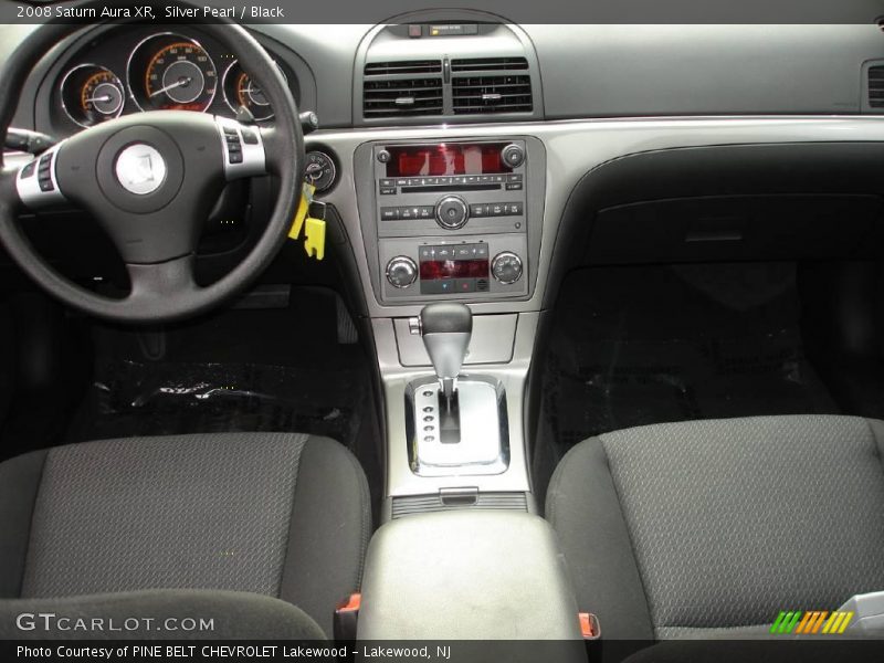Silver Pearl / Black 2008 Saturn Aura XR