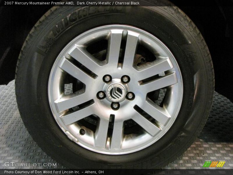 Dark Cherry Metallic / Charcoal Black 2007 Mercury Mountaineer Premier AWD