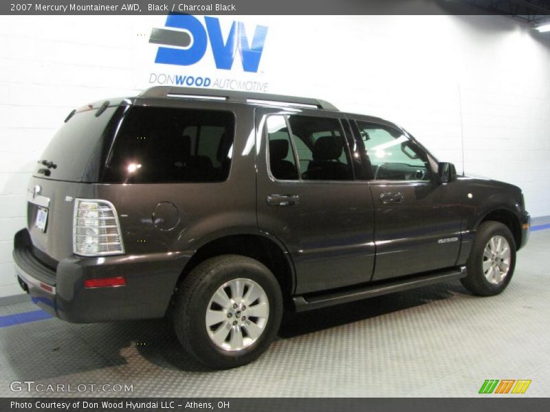 Black / Charcoal Black 2007 Mercury Mountaineer AWD