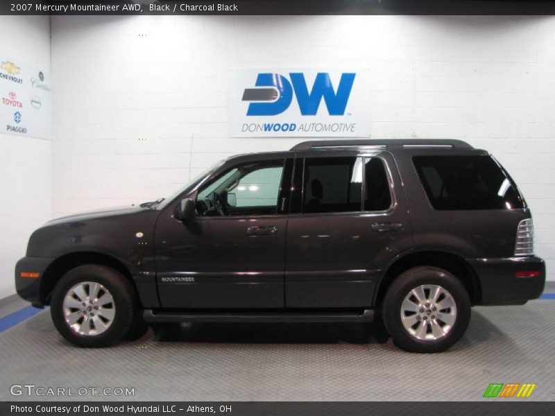Black / Charcoal Black 2007 Mercury Mountaineer AWD
