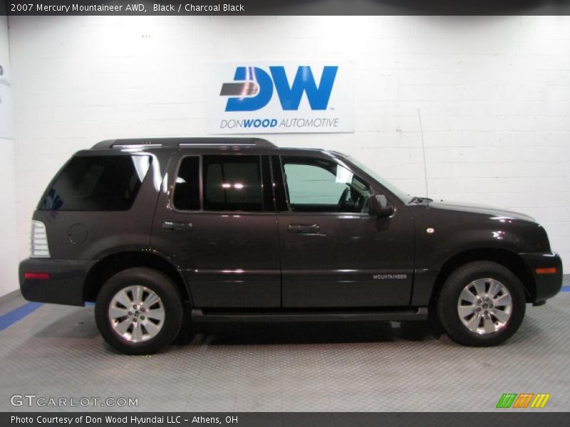 Black / Charcoal Black 2007 Mercury Mountaineer AWD