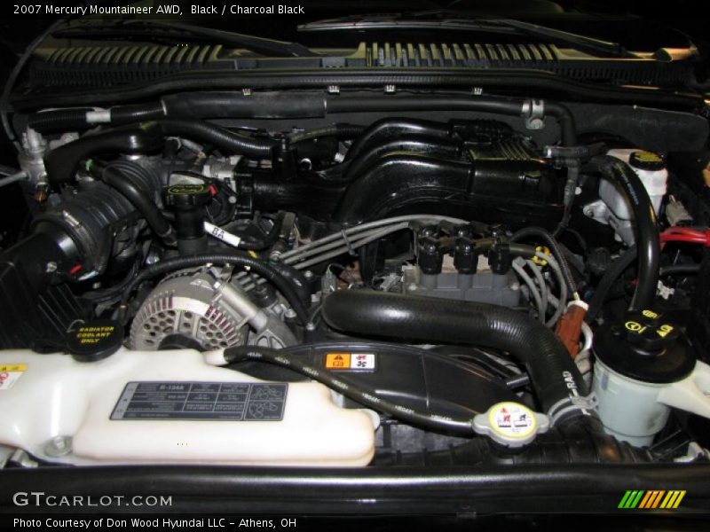 Black / Charcoal Black 2007 Mercury Mountaineer AWD