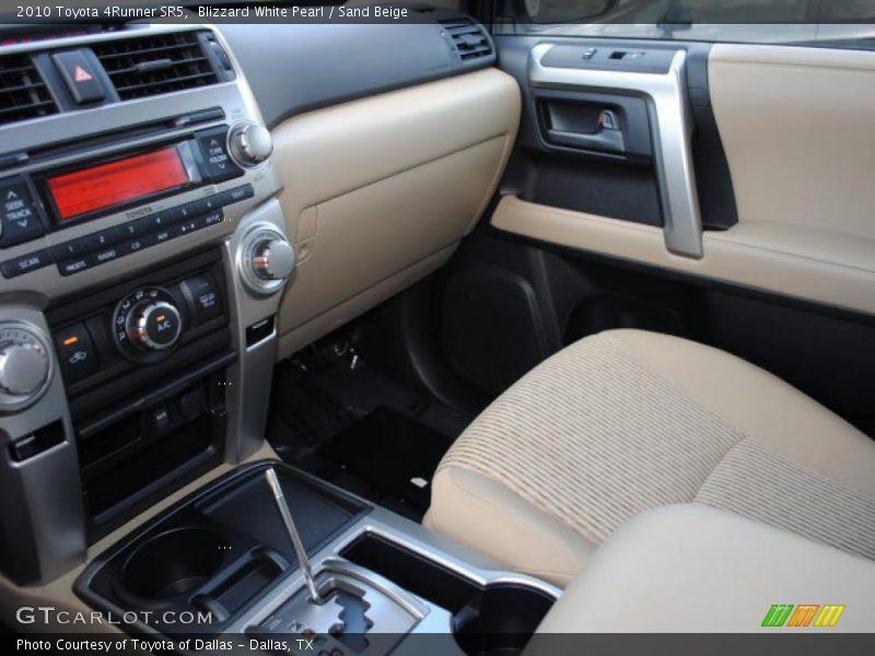 Blizzard White Pearl / Sand Beige 2010 Toyota 4Runner SR5