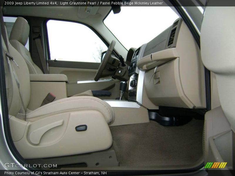 Light Graystone Pearl / Pastel Pebble Beige Mckinley Leather 2009 Jeep Liberty Limited 4x4