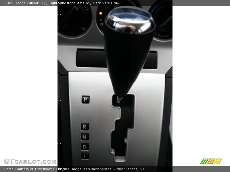 Light Sandstone Metallic / Dark Slate Gray 2009 Dodge Caliber SXT