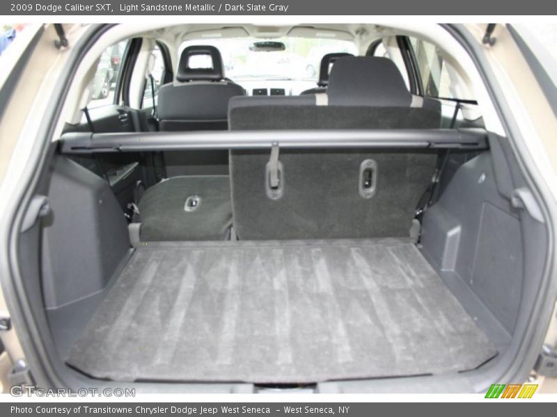Light Sandstone Metallic / Dark Slate Gray 2009 Dodge Caliber SXT