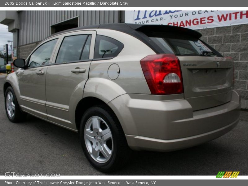 Light Sandstone Metallic / Dark Slate Gray 2009 Dodge Caliber SXT