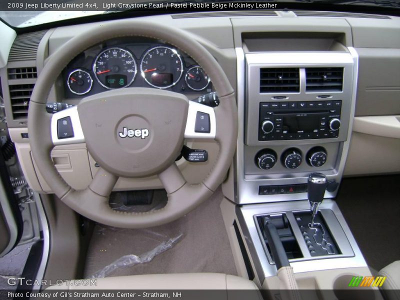 Light Graystone Pearl / Pastel Pebble Beige Mckinley Leather 2009 Jeep Liberty Limited 4x4