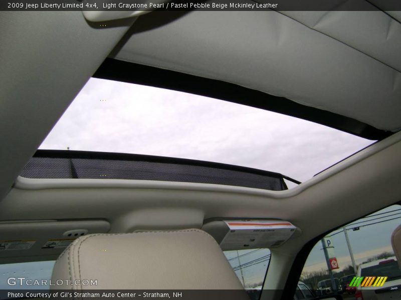 Light Graystone Pearl / Pastel Pebble Beige Mckinley Leather 2009 Jeep Liberty Limited 4x4
