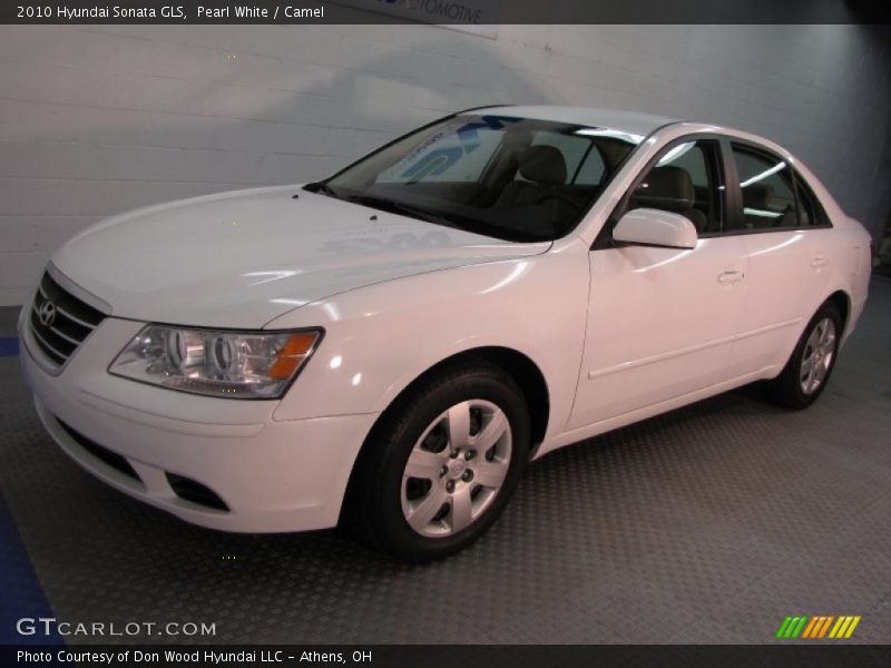 Pearl White / Camel 2010 Hyundai Sonata GLS