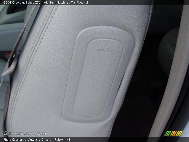 Summit White / Tan/Neutral 2004 Chevrolet Tahoe Z71 4x4