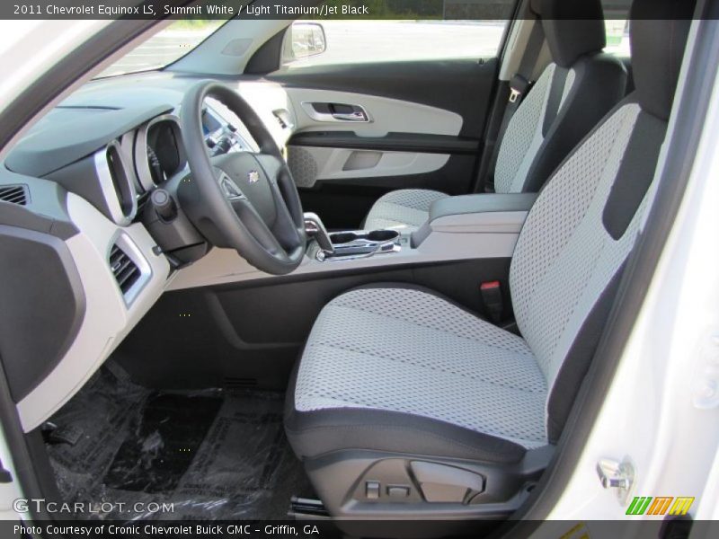 Summit White / Light Titanium/Jet Black 2011 Chevrolet Equinox LS