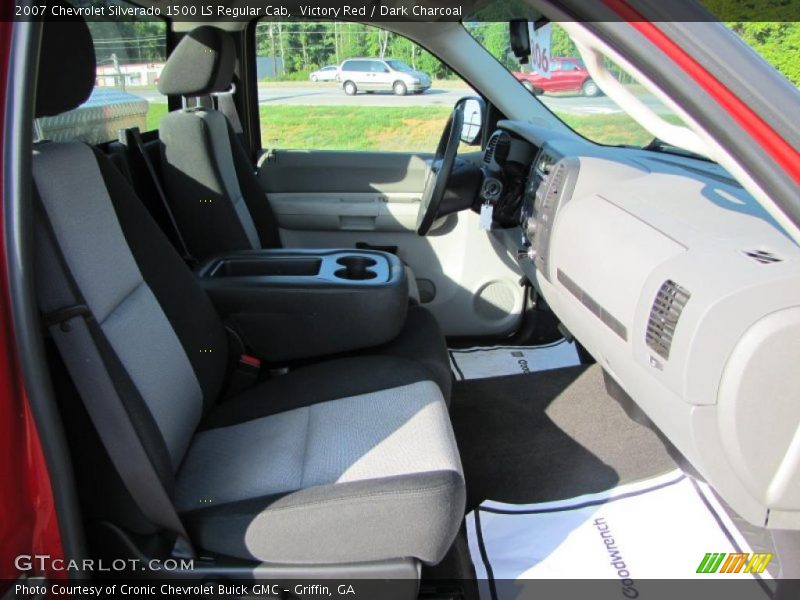 Victory Red / Dark Charcoal 2007 Chevrolet Silverado 1500 LS Regular Cab