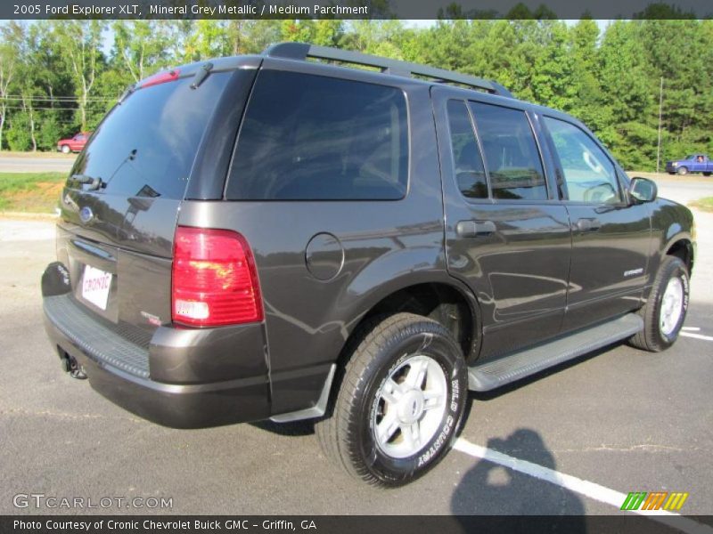 Mineral Grey Metallic / Medium Parchment 2005 Ford Explorer XLT