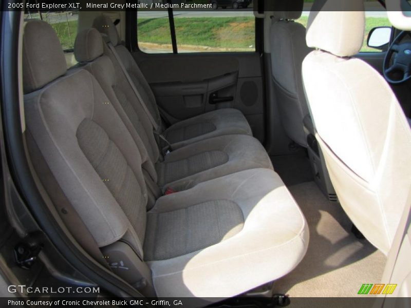 Mineral Grey Metallic / Medium Parchment 2005 Ford Explorer XLT