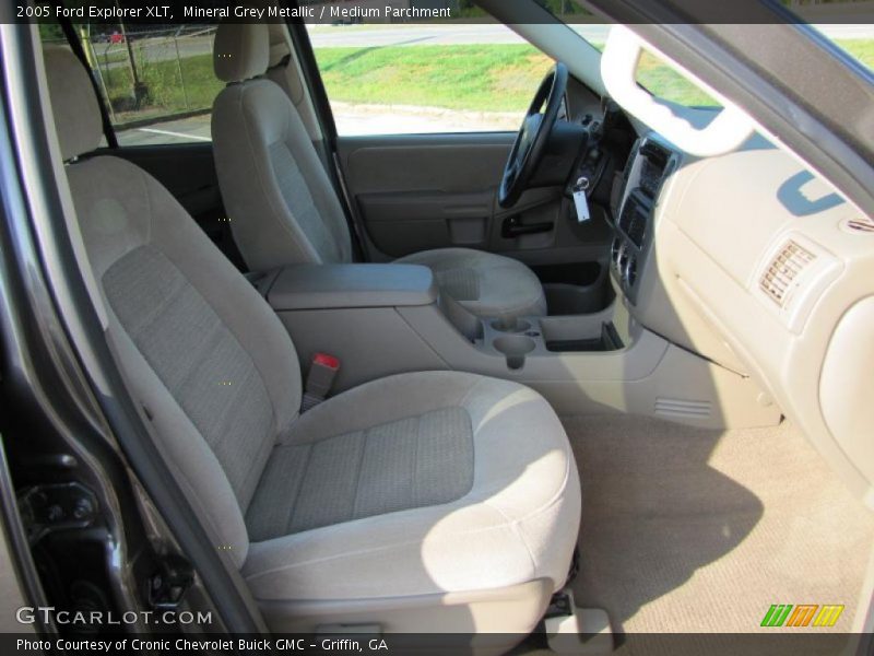 Mineral Grey Metallic / Medium Parchment 2005 Ford Explorer XLT