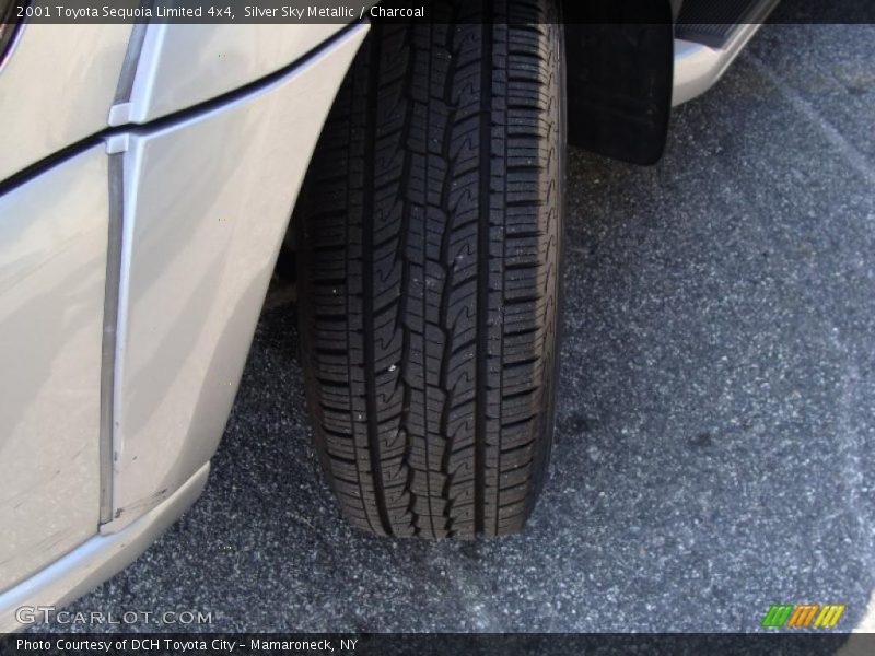 Silver Sky Metallic / Charcoal 2001 Toyota Sequoia Limited 4x4