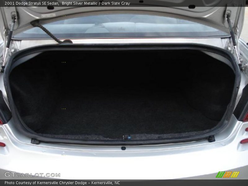 Bright Silver Metallic / Dark Slate Gray 2001 Dodge Stratus SE Sedan