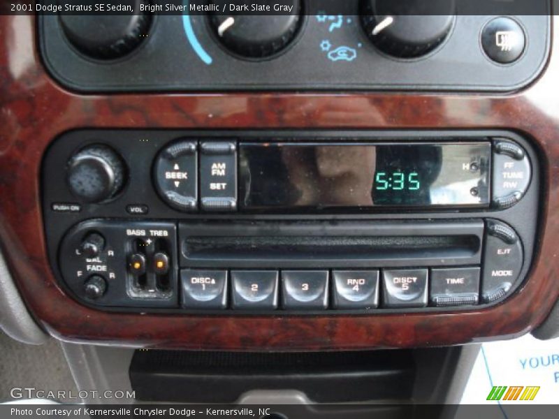 Bright Silver Metallic / Dark Slate Gray 2001 Dodge Stratus SE Sedan