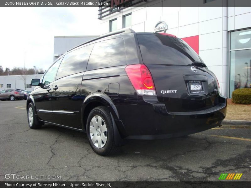 Galaxy Black Metallic / Beige 2006 Nissan Quest 3.5 SE