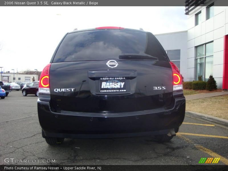 Galaxy Black Metallic / Beige 2006 Nissan Quest 3.5 SE