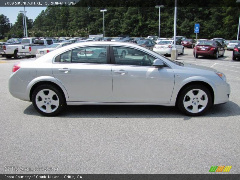 Quicksilver / Gray 2009 Saturn Aura XE