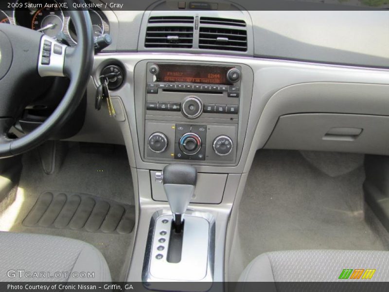 Quicksilver / Gray 2009 Saturn Aura XE
