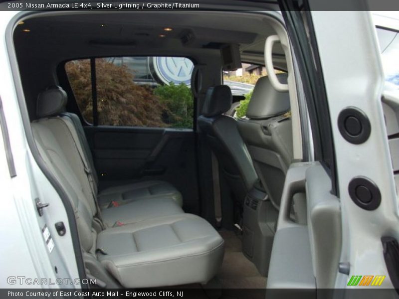 Silver Lightning / Graphite/Titanium 2005 Nissan Armada LE 4x4