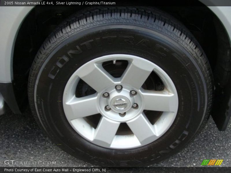 Silver Lightning / Graphite/Titanium 2005 Nissan Armada LE 4x4