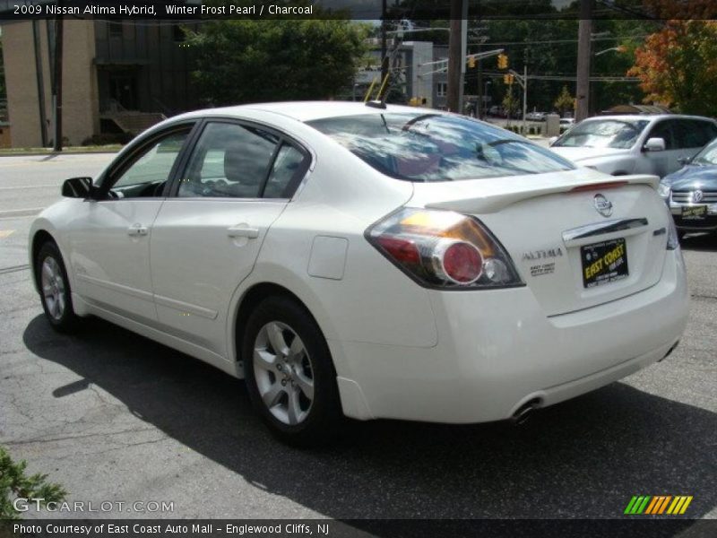 Winter Frost Pearl / Charcoal 2009 Nissan Altima Hybrid