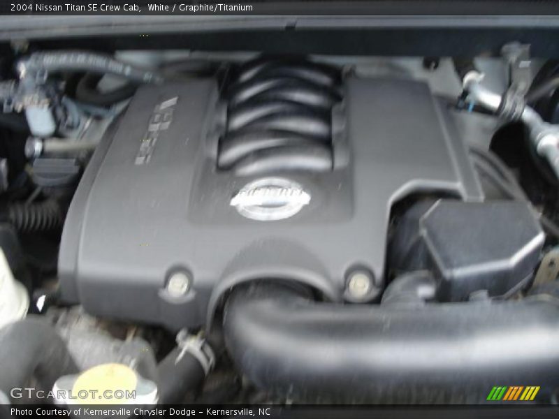 White / Graphite/Titanium 2004 Nissan Titan SE Crew Cab