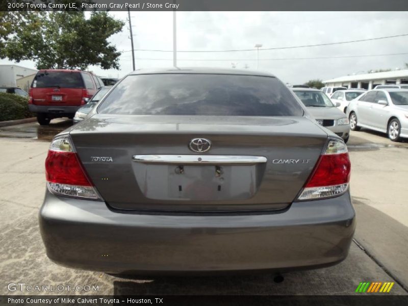 Phantom Gray Pearl / Stone Gray 2006 Toyota Camry LE
