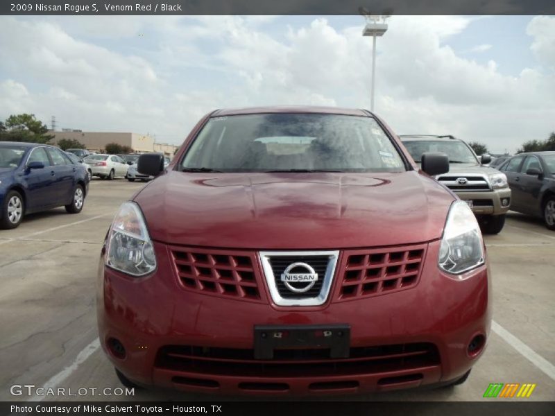 Venom Red / Black 2009 Nissan Rogue S