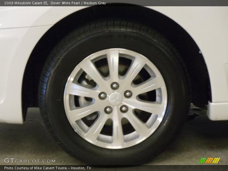 Dover White Pearl / Medium Gray 2009 Mitsubishi Galant ES