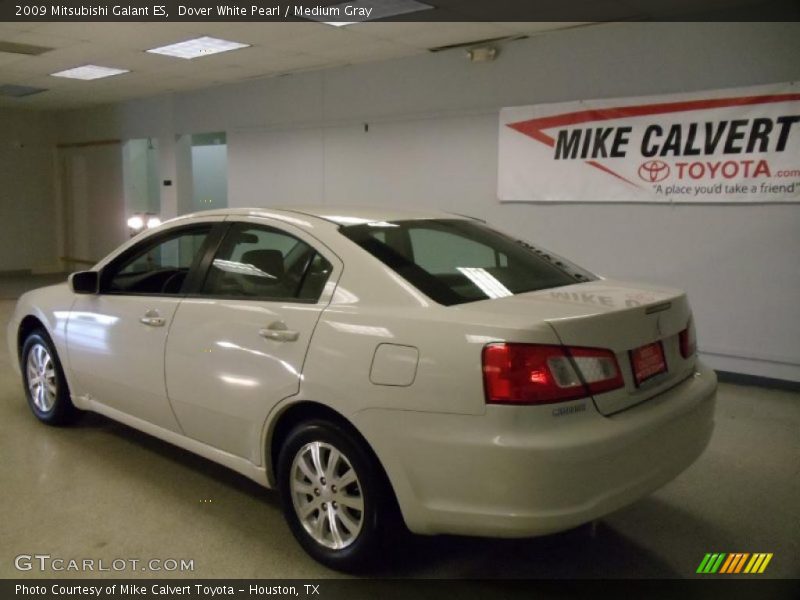 Dover White Pearl / Medium Gray 2009 Mitsubishi Galant ES