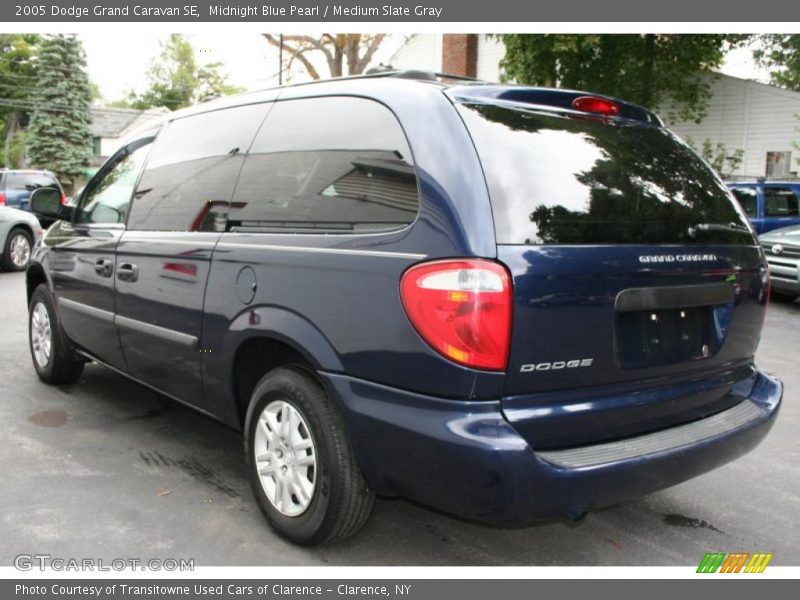 Midnight Blue Pearl / Medium Slate Gray 2005 Dodge Grand Caravan SE