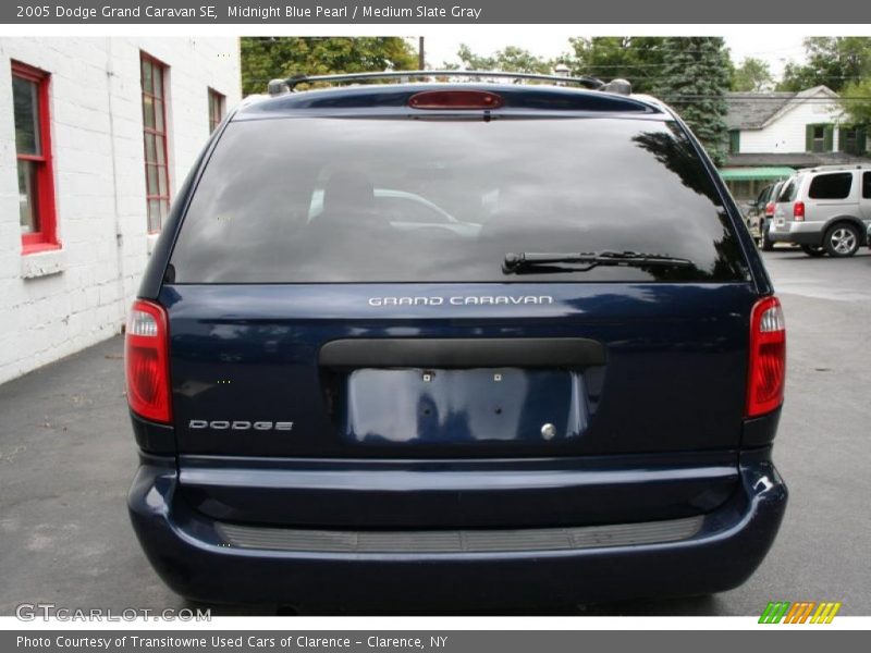 Midnight Blue Pearl / Medium Slate Gray 2005 Dodge Grand Caravan SE