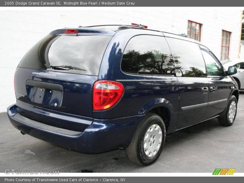 Midnight Blue Pearl / Medium Slate Gray 2005 Dodge Grand Caravan SE
