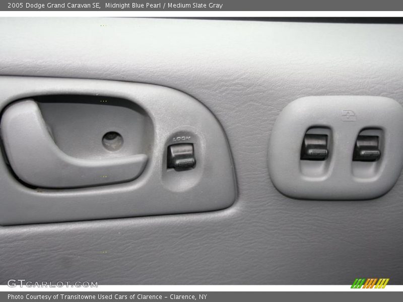 Midnight Blue Pearl / Medium Slate Gray 2005 Dodge Grand Caravan SE